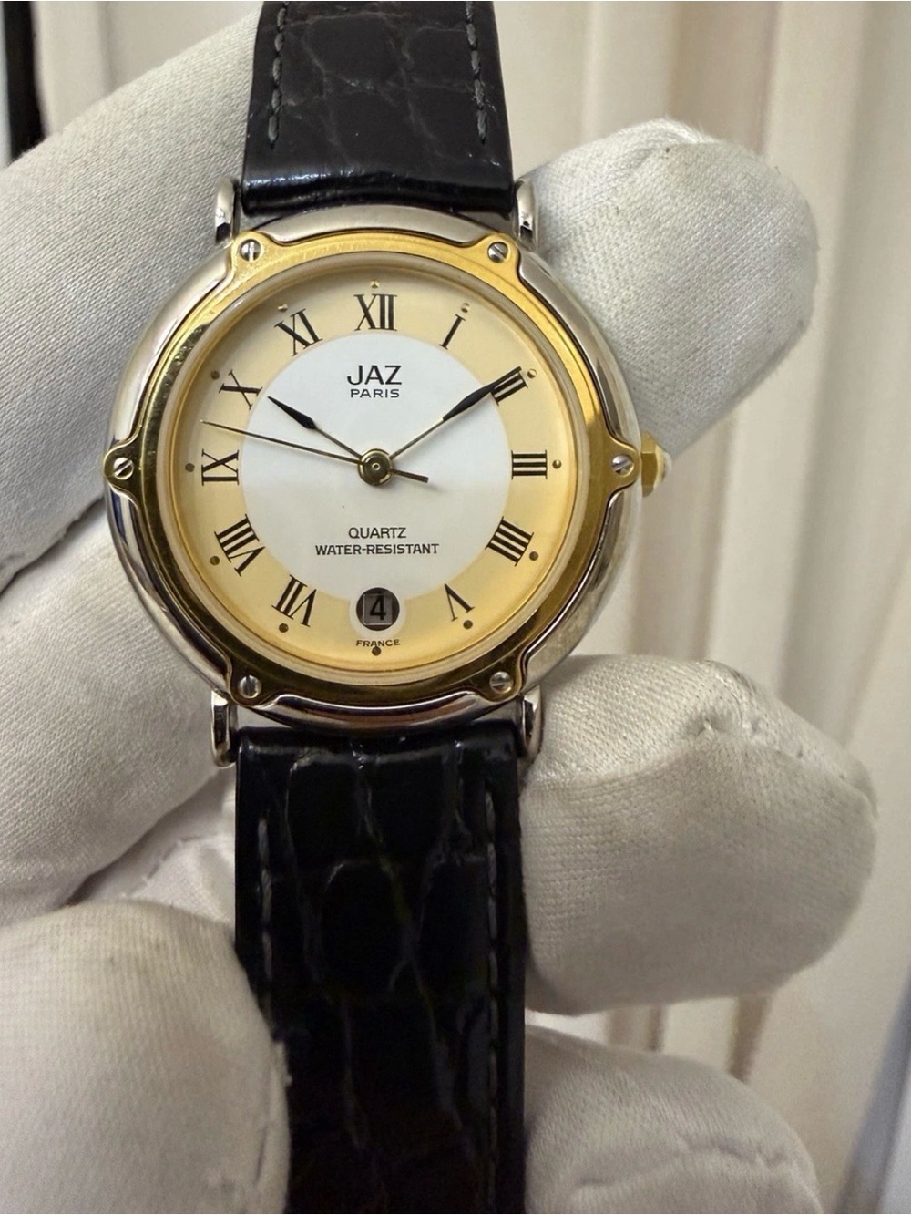 Vintage JAZ Paris Two-Tone Unisex Watch X5 XM8/6 Round Roman Numeral Date 31mm